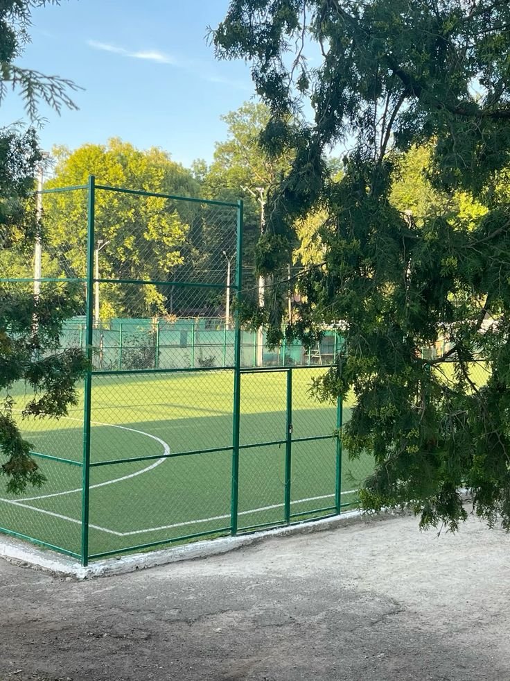 تنفيذ ملاعب مدارس بالرياض