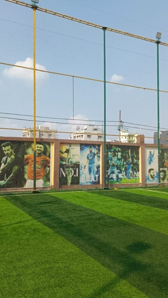تصميم ملاعب خماسية بالرياض