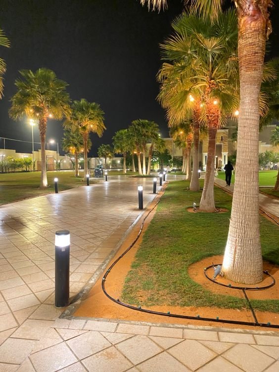 تنسيق حدائق الأندية الرياضية بالرياض
